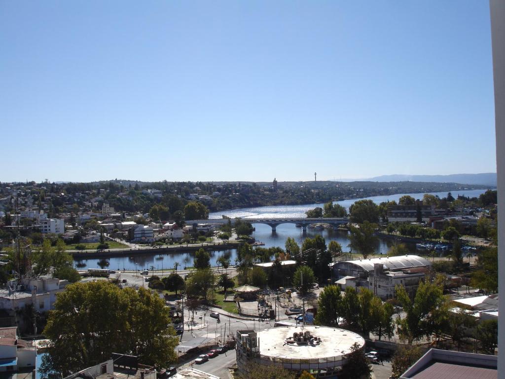 Amérian Carlos Paz&Suites Villa Carlos Paz Kültér fotó